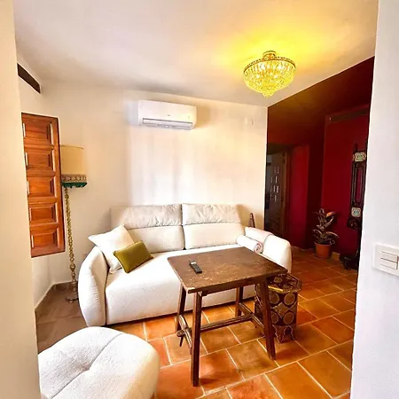 Δωμάτια σε οικογενειακή κατοικία Casa Basilia